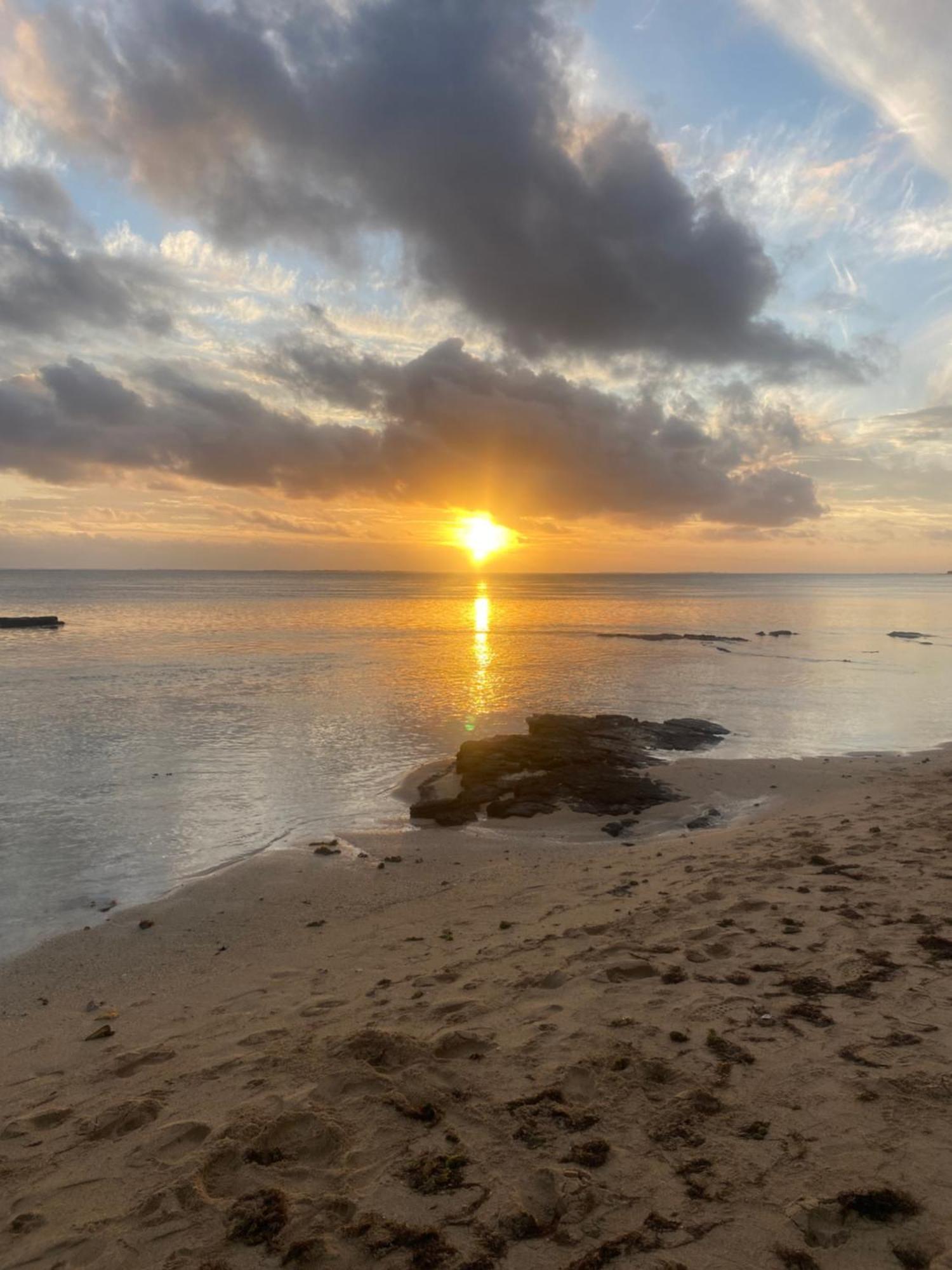 Vacation Beach House South Of Mauritius - Riambel Exterior photo